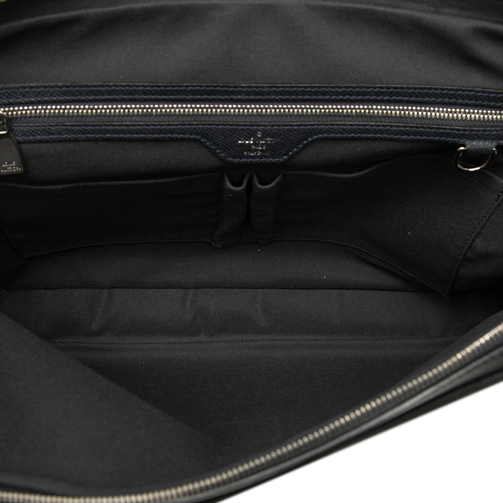 Louis Vuitton Taiga Vassili PM