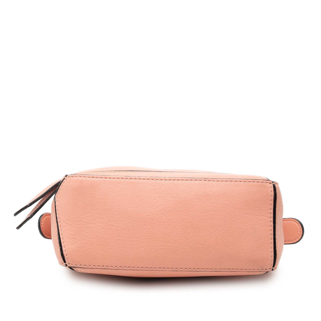 LOEWE Puzzle Sac Mini Cuir de veau Rose – vue 3 – GABY PARIS