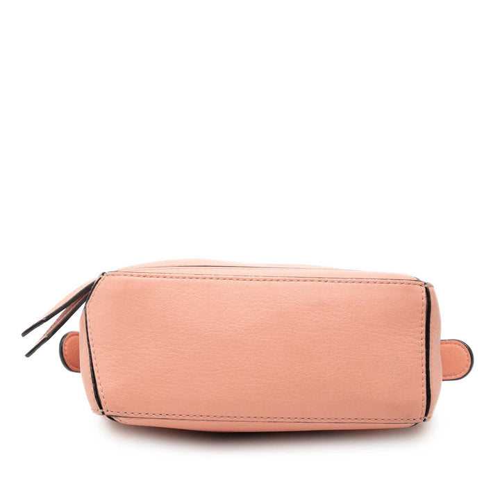 LOEWE Puzzle Sac Mini Cuir de veau Rose – vue 3 – GABY PARIS