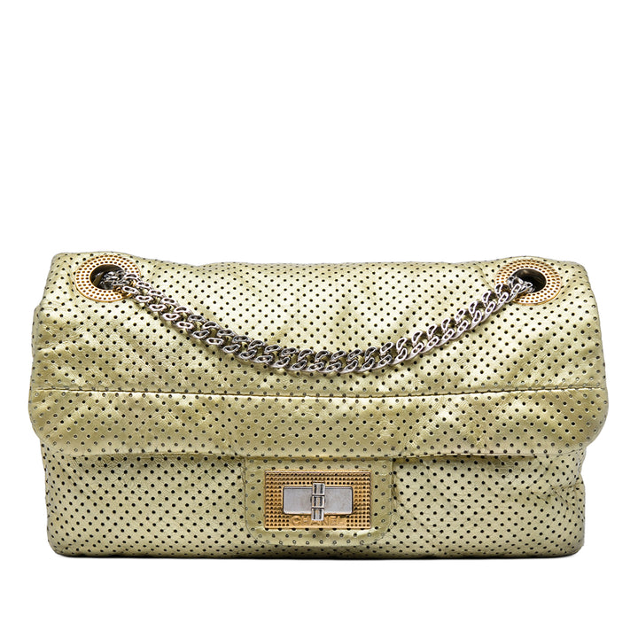Chanel Métallisé perforé Reissue 2.55 Drill à rabat Cuir de veau