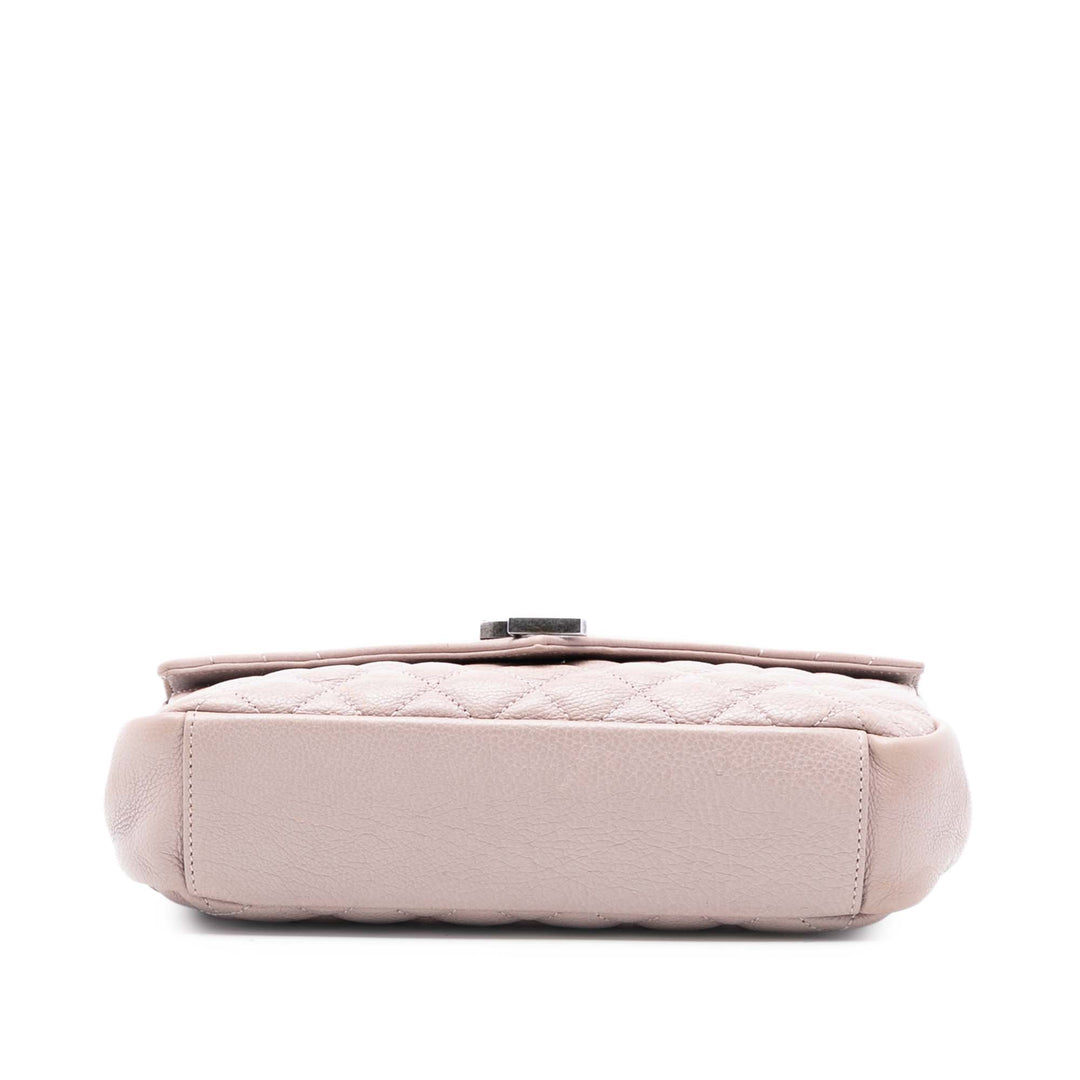 Saint Laurent Medium Sheepskin Triquilt Monogram College Sac