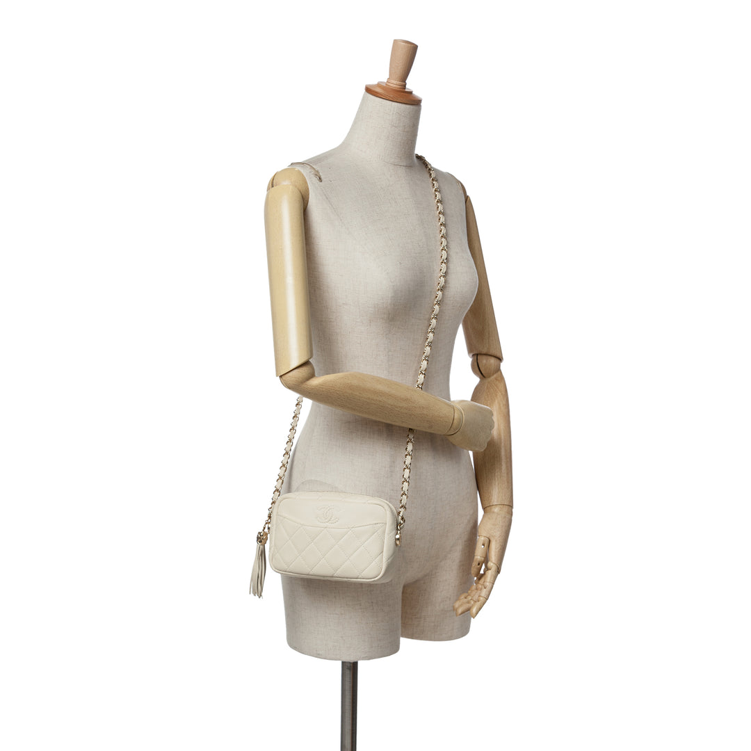 Chanel Small CC Flat Matelassé Caviar Sac caméra – GABY PARIS Authentique