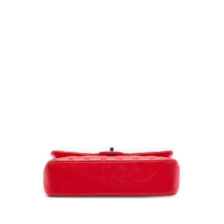 Chanel Medium Classic Cuir d’agneau Double rabat