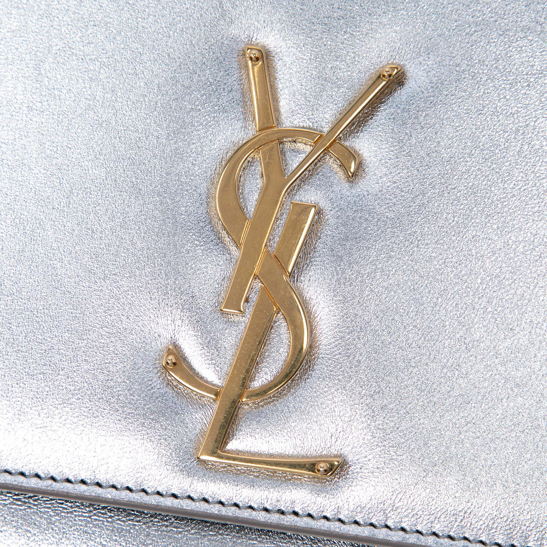 Saint Laurent Smooth Metallic Cuir de veau Monogram Cassandre Pochette