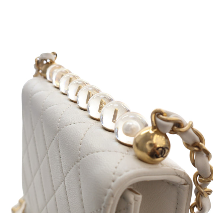 Chanel Matelassé Chic Perles à rabat Petit Cuir d'agneau