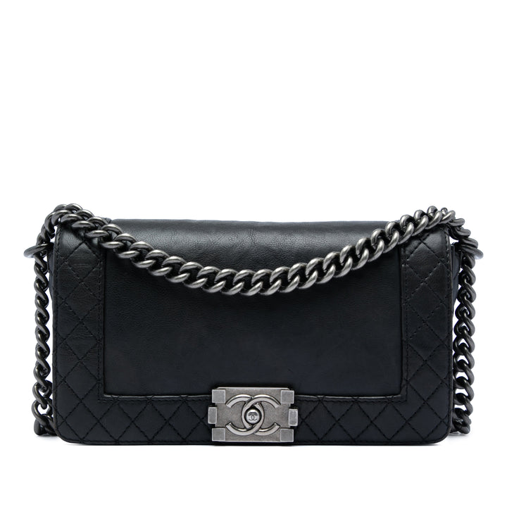 Chanel Old Medium Cuir d’agneau Boy Reverso à rabat