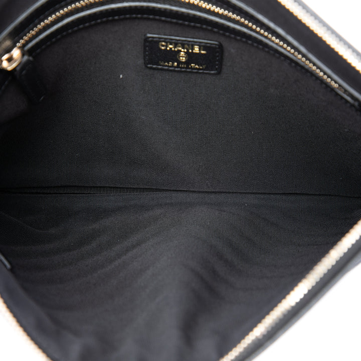 Chevron Mademoiselle O Étui Pochette Moyen Cuir caviar Noir