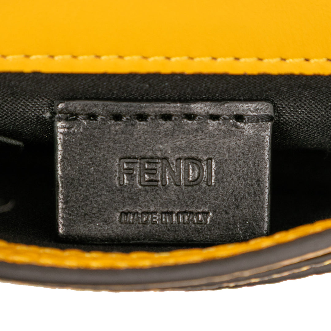 Fendi Micro Cuir Flat Baguette Sac porté croisé
