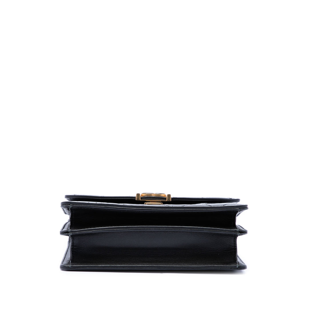 Chanel CC Matelassé Accordion Pushlock à rabat Noir – vue 3 – GABY PARIS