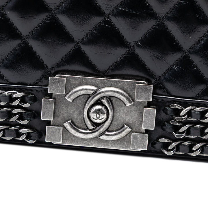 Chanel Old Medium Matelassé Glazed Cuir de veau Sac rond à chaîne Boy à rabat – GABY PARIS Authentique