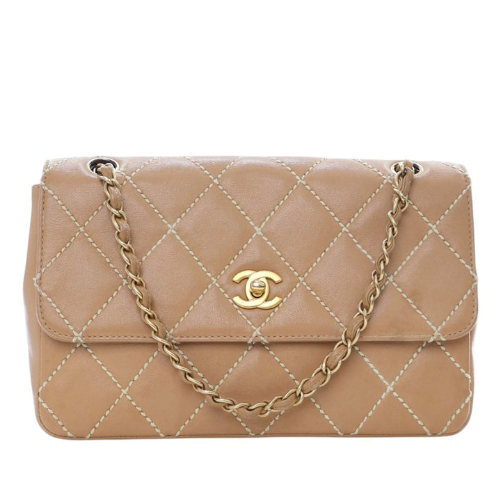 Chanel Medium CC Matelassé Cuir de veau Wild Stitch à rabat