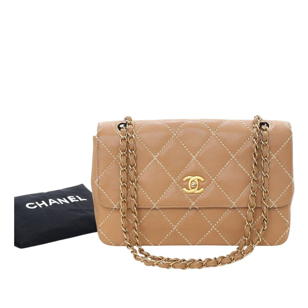 Chanel Medium CC Matelassé Cuir de veau Wild Stitch à rabat