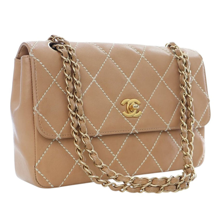 Chanel Medium CC Matelassé Cuir de veau Wild Stitch à rabat