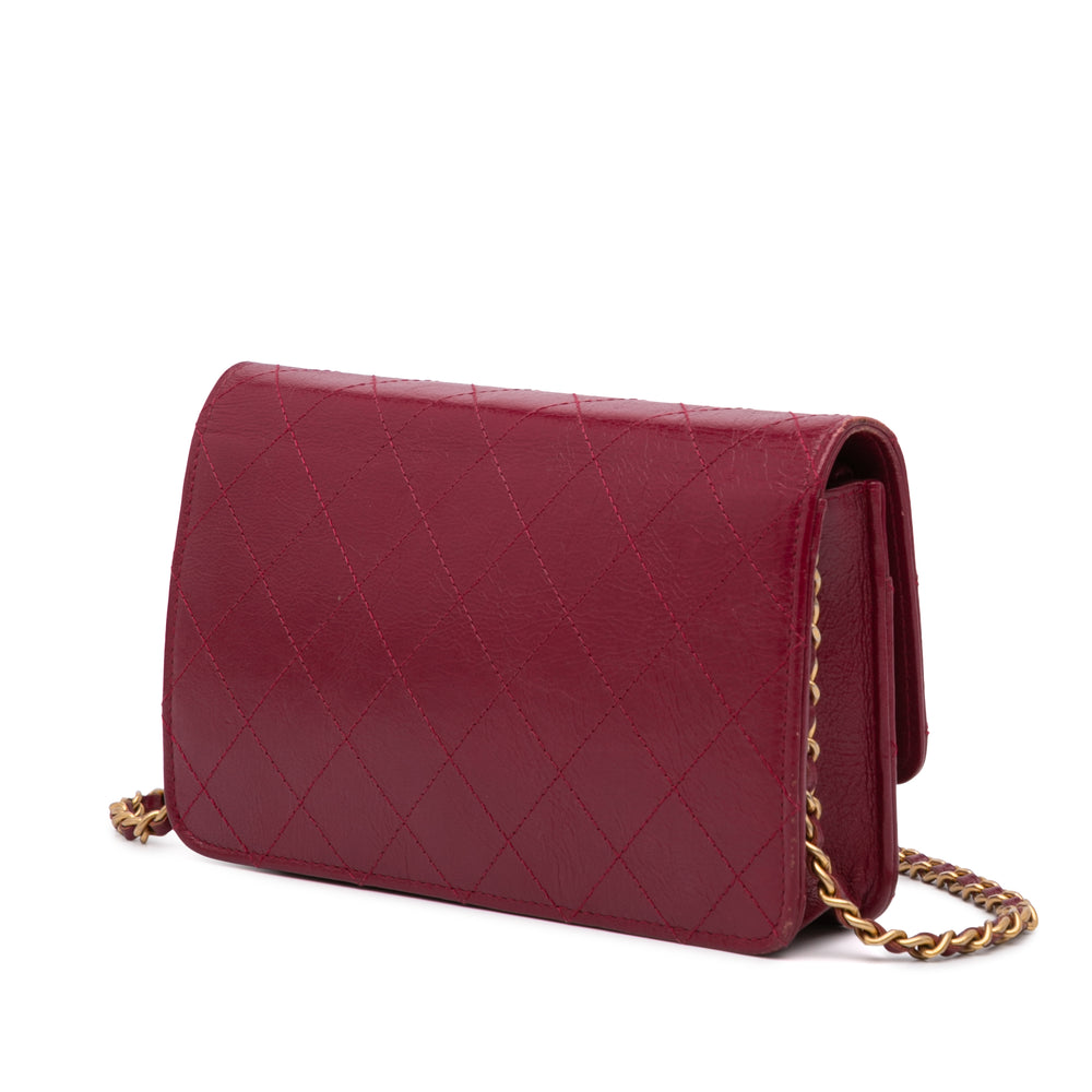 Stitched Goatskin Golden CC Wallet On Chain Red - Gaby Paris