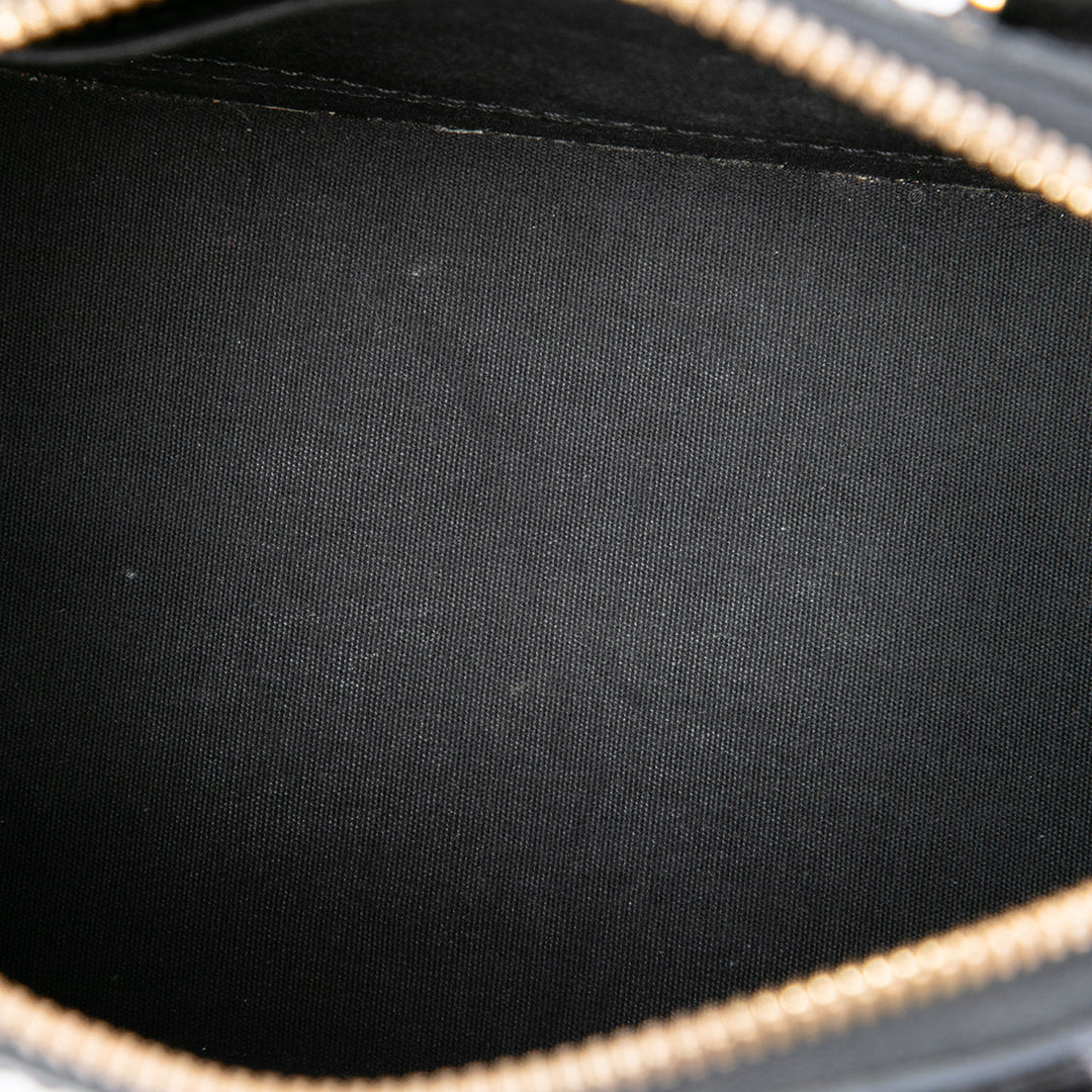 Louis Vuitton Alma BB Cuir verni Monogram Noir – vue 4 – GABY PARIS