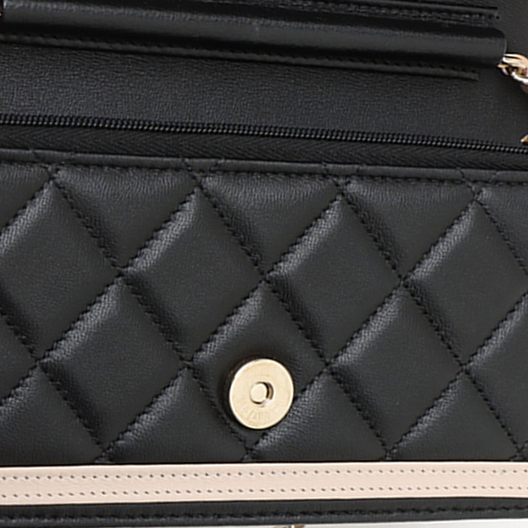 Chanel Bicolor Cuir d’agneau 23B à rabat Phone Holder