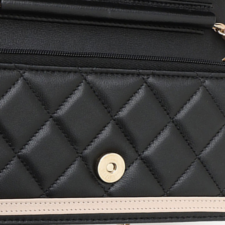 Chanel Bicolor Cuir d’agneau 23B à rabat Phone Holder