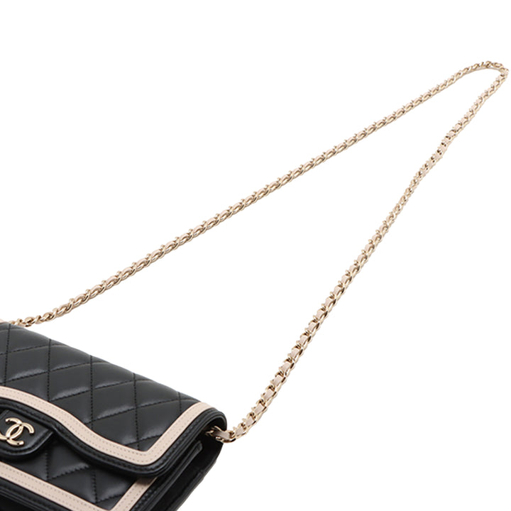 Chanel Bicolor Cuir d’agneau 23B à rabat Phone Holder