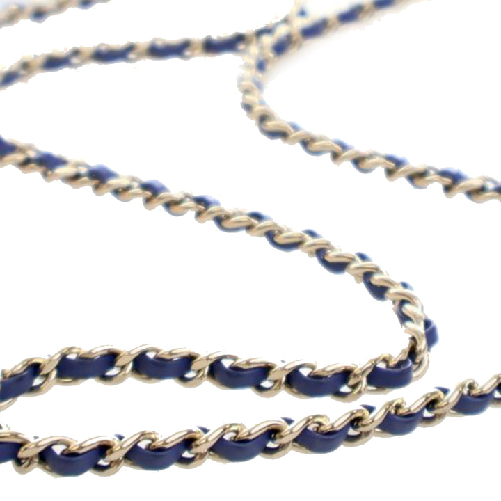 Chanel Small Chevron Cuir de veau Envelope à rabat