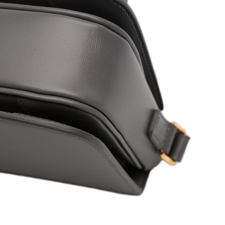 Celine Classique brillant Cuir de veau Triomphe Sac porté croisé