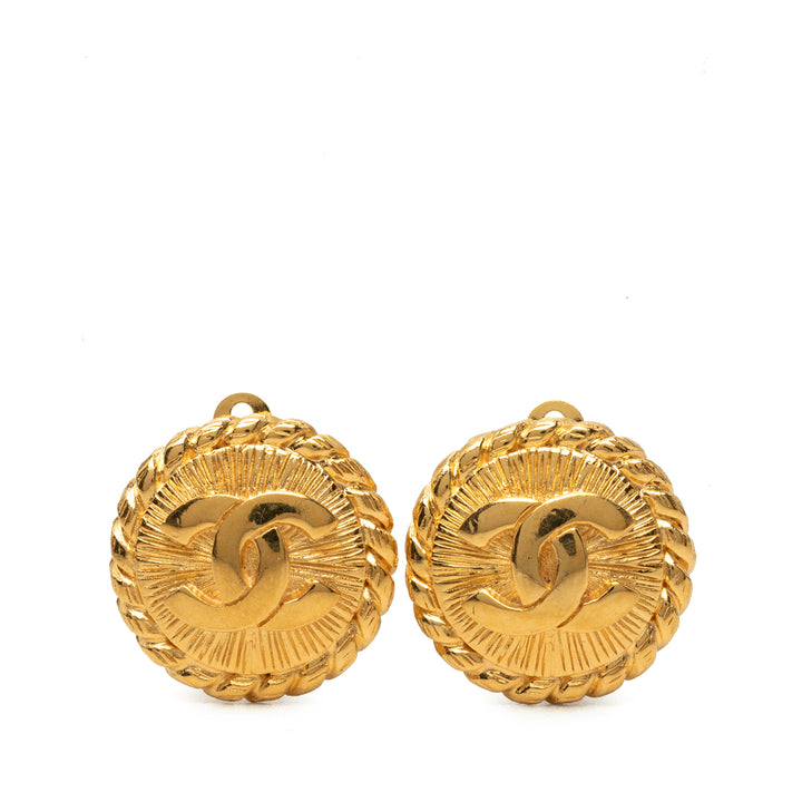 Chanel CC plaqué Rond À clip Boucles d'oreilles Doré – vue principale – GABY PARIS