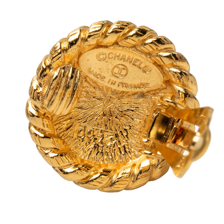Chanel CC plaqué Rond À clip Boucles d'oreilles Doré – vue 3 – GABY PARIS