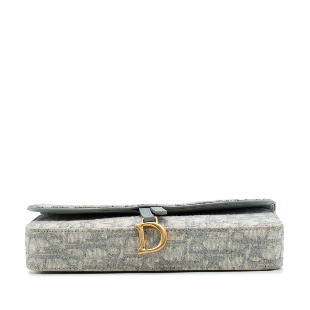 Dior Sac bandoulière Saddle Wallet on Chain Oblique Gris – vue 3 – GABY PARIS