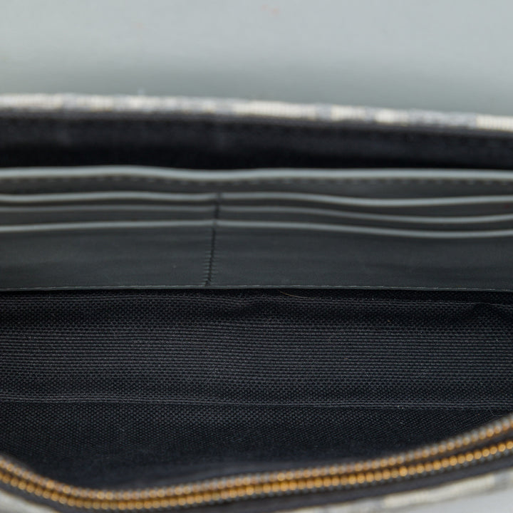 Dior Sac bandoulière Saddle Wallet on Chain Oblique Gris – vue 4 – GABY PARIS