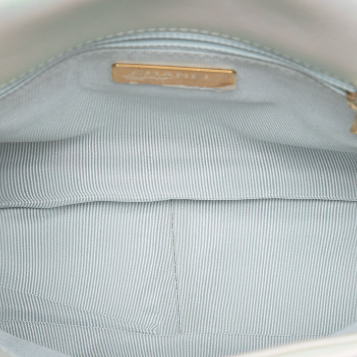 Chanel Large Iridescent Cuir d’agneau 19 à rabat