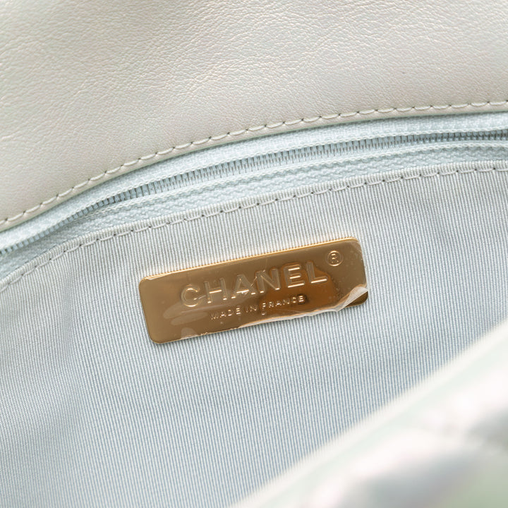 Chanel Large Iridescent Cuir d’agneau 19 à rabat