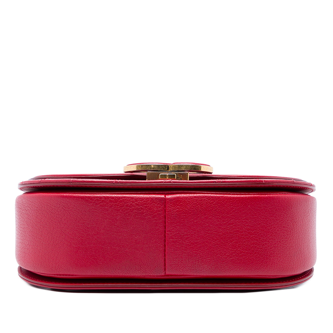 Chanel brillant et Matelassé Coco Curve à rabat Petit Cuir de veau Rouge – vue 3 – GABY PARIS