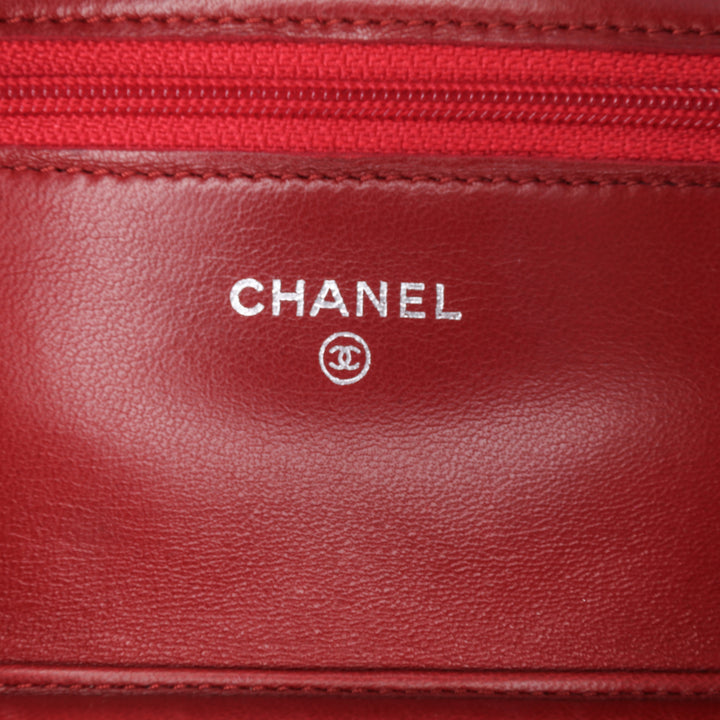 CC Quilted Lambskin Wallet on Chain Red - Gaby Paris