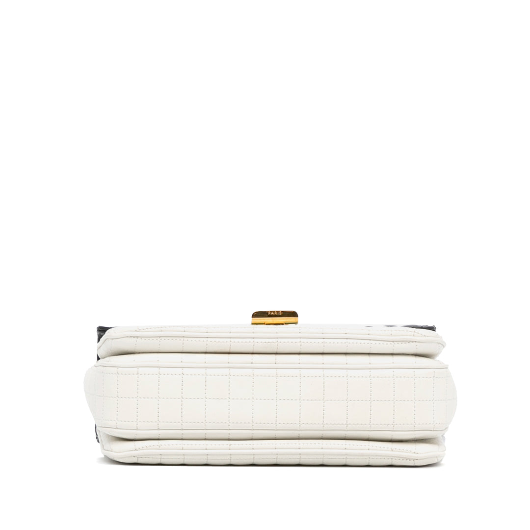 Medium Quilted C Bag White - Gaby Paris