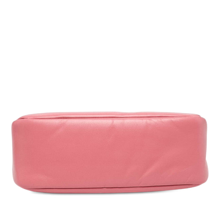 Prada Sac à main Souple Padded Re Edition 2005 nappa Rose – vue 3 – GABY PARIS