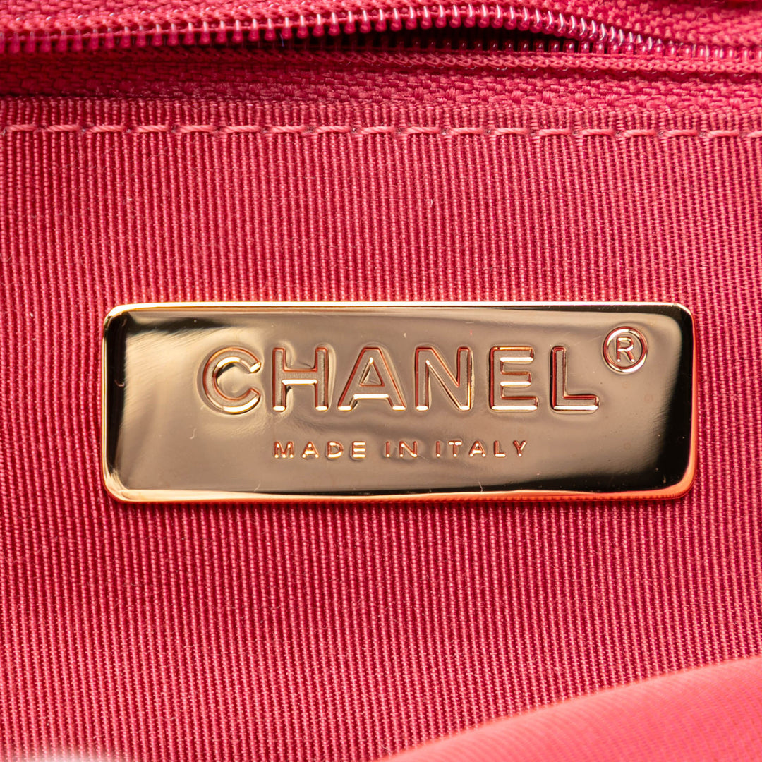 Chanel Medium Tweed 19 à rabat