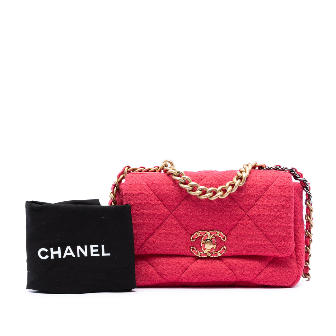 Chanel Medium Tweed 19 à rabat
