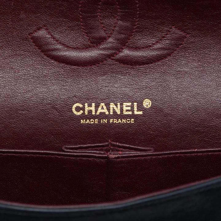 Chanel Sac porté épaule Classic Double rabat Moyen Cuir d'agneau Noir – vue 5 – GABY PARIS