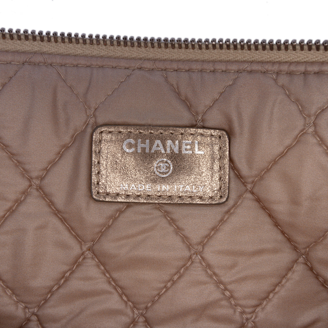 Large Quilted Metallic Lambskin O Case Clutch Gold - Gaby Paris