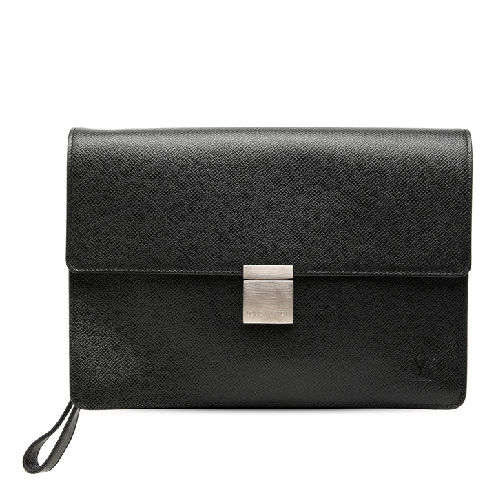 Louis Vuitton Taiga Selenga
