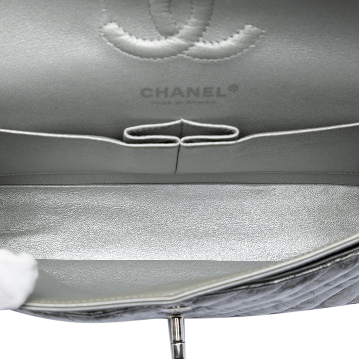 Chanel Small Classic Chevron Metallic Crumpled Cuir de veau Double rabat