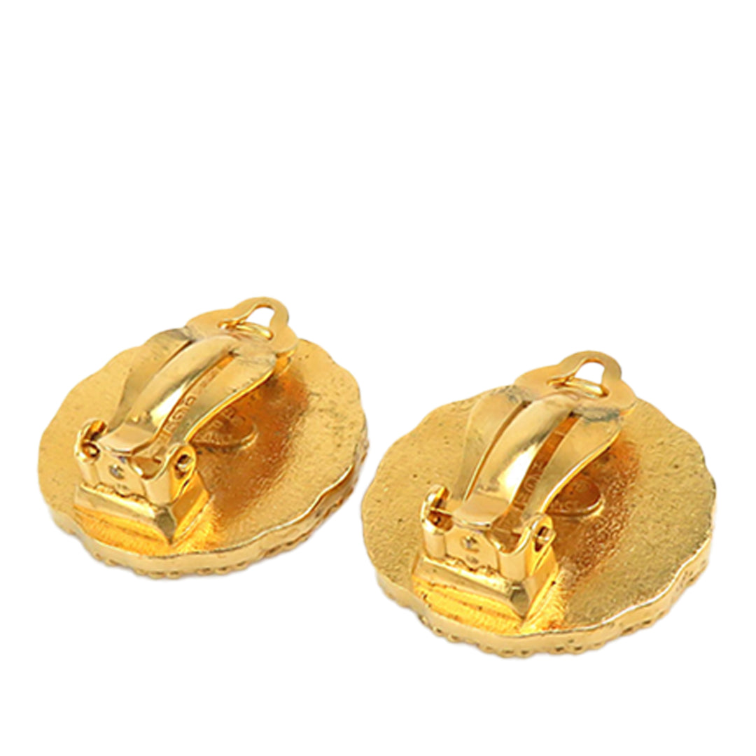 Chanel CC plaqué Sunburst Rond À clip Boucles d'oreilles Doré – vue 8 – GABY PARIS