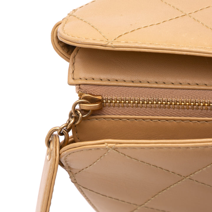 Chanel CC Quilted Cuir d’agneau Chain Sac bandoulière Marron