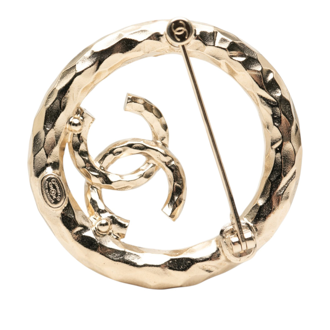 Chanel CC plaqué Strass Rond Pin Broche Métal