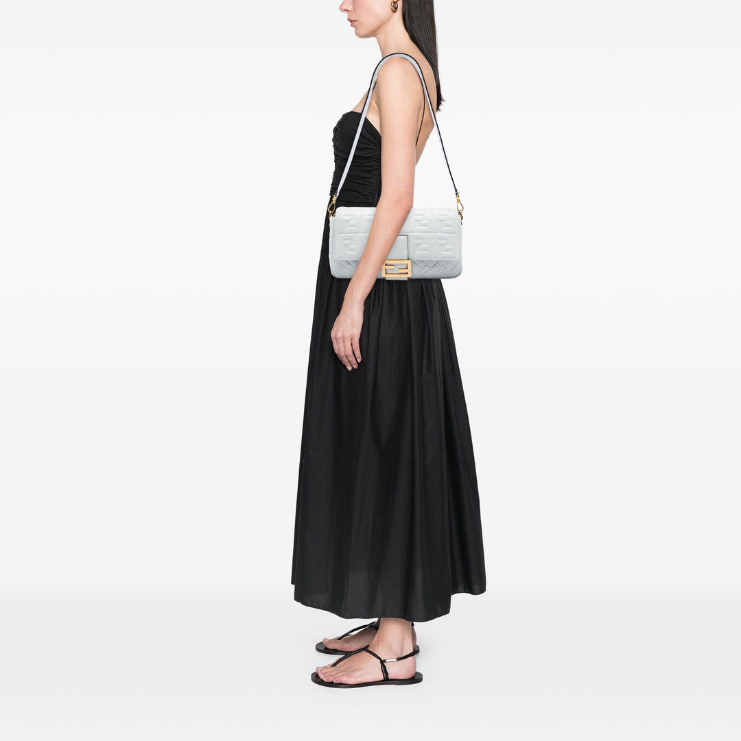 Fendi Large Zucca embossé Cuir Baguette Sac