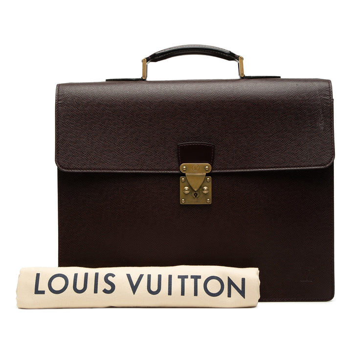 Louis Vuitton Taiga Moskova Porte-documents