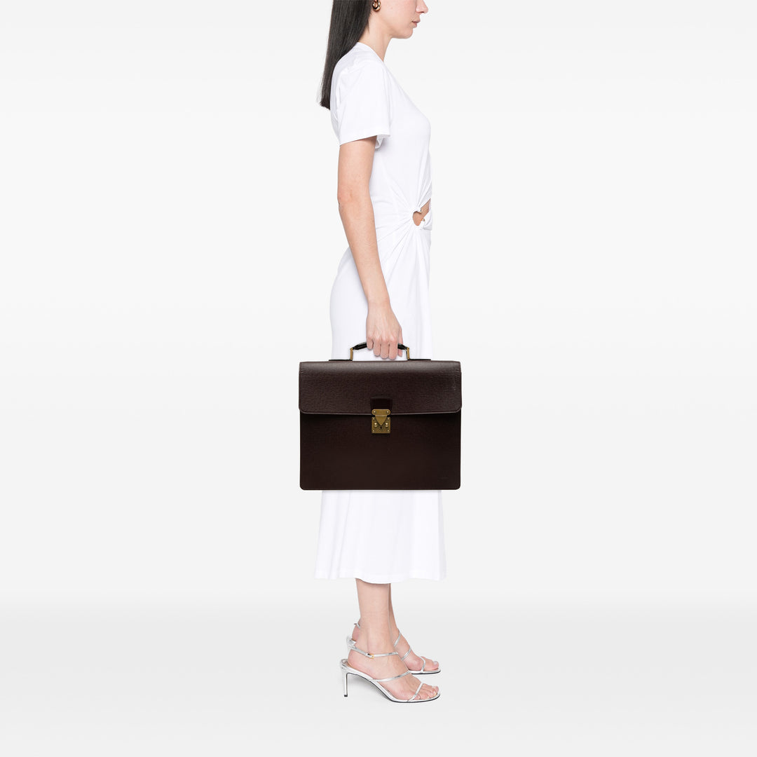 Louis Vuitton Taiga Moskova Porte-documents