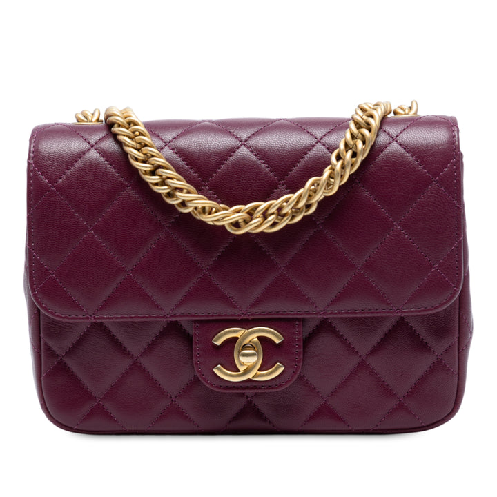 Chanel Mini Quilted Cuir d’agneau Straight Lined Chain Flap Rouge – GABY PARIS Authentique