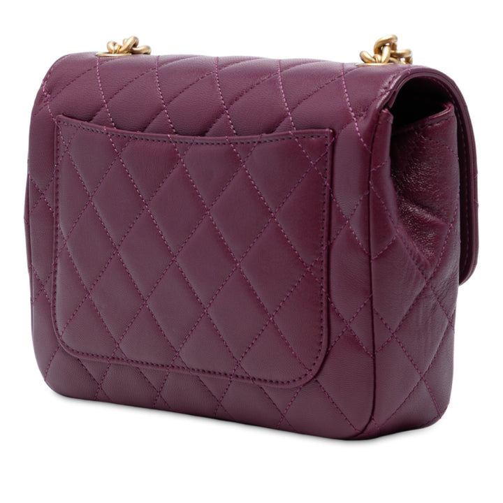 Chanel Mini Quilted Cuir d’agneau Straight Lined Chain Flap Rouge – GABY PARIS Authentique