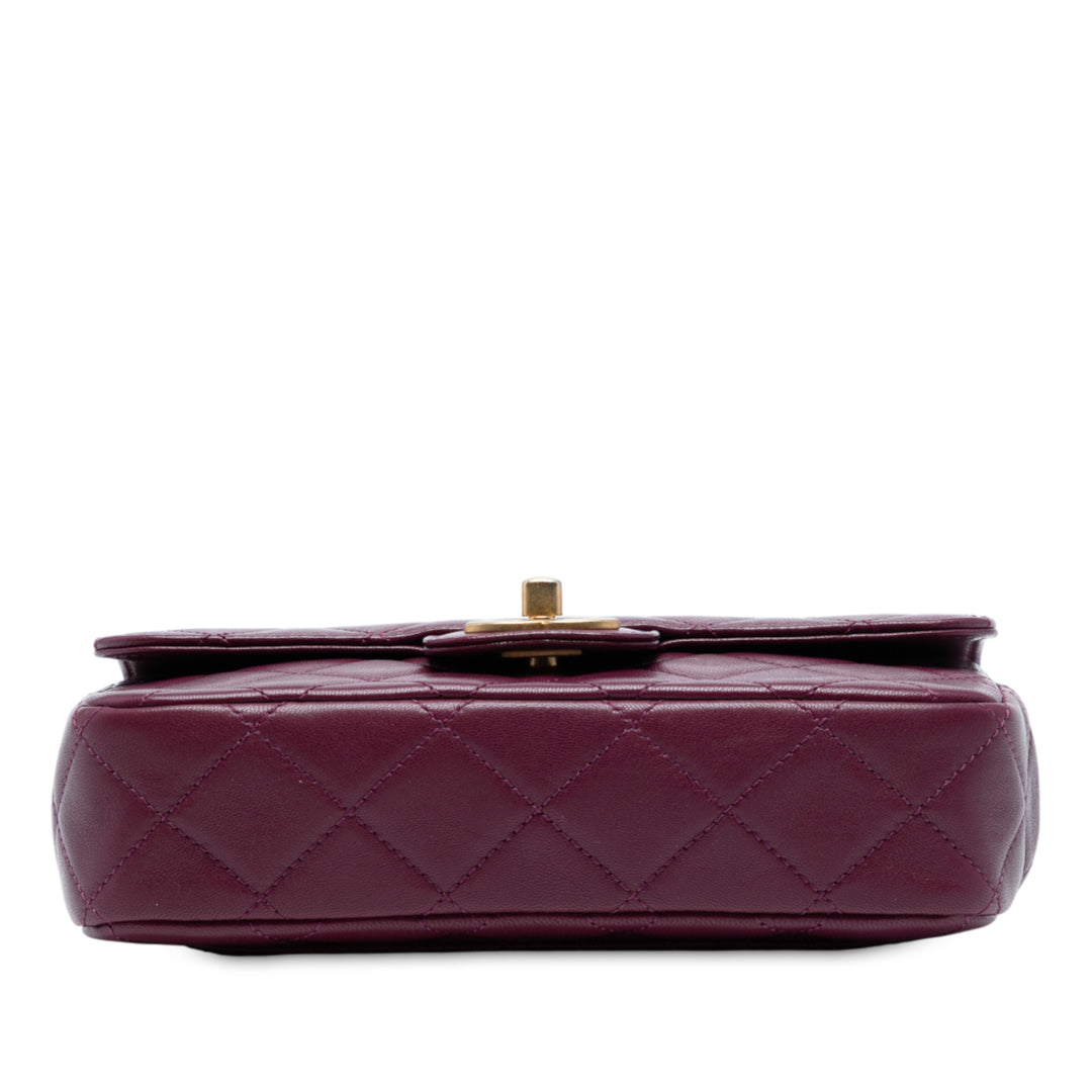 Chanel Mini Quilted Cuir d’agneau Straight Lined Chain Flap Rouge – GABY PARIS Authentique