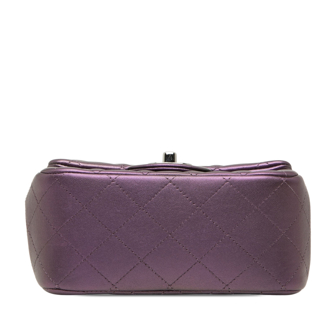 Chanel Classic Carré Irisé Rabat simple Mini Cuir d'agneau